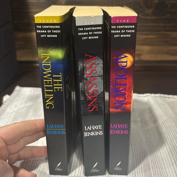 Tim LaHaye & Jerry B. Jenkins Left Behind Series Number 5-7 - Picture 3 of 8